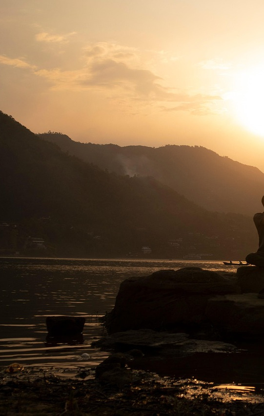 himalayas sunrise spiritual